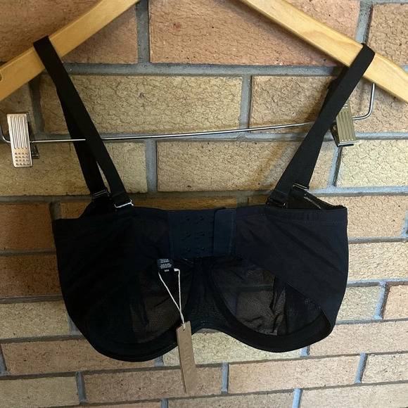 NWT SKIMS Ultra Fine Mesh Underwire Bra In Onyx Black Size 32H BR-UWR-2209 - Picture 5 of 8